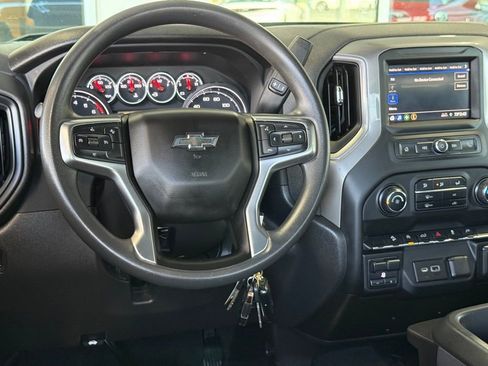 Used 2022 Chevrolet Silverado 1500 Custom Trail Boss w/ Safety Confidence Package image 31