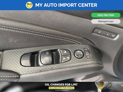 Used 2019 Nissan Altima 2.5 Platinum image 11