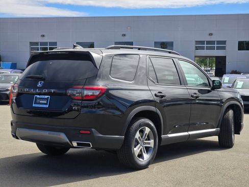 New 2026 Honda Pilot EX-L image 5