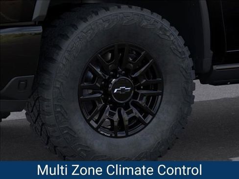 New 2026 Chevrolet Silverado 2500 ZR2 image 10