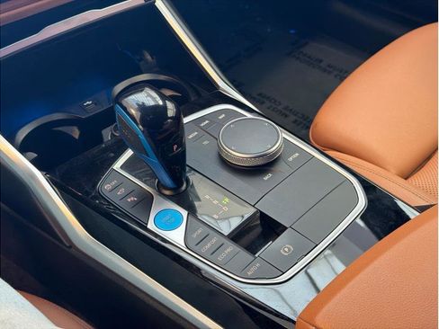 Used 2023 BMW i4 eDrive35 image 12