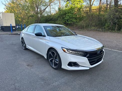 Used 2022 Honda Accord Sport image 11