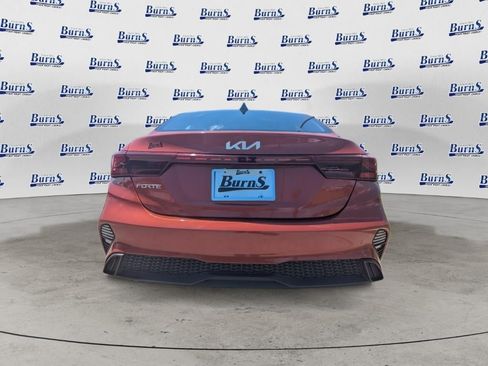 Used 2023 Kia Forte LXS FWD image 4
