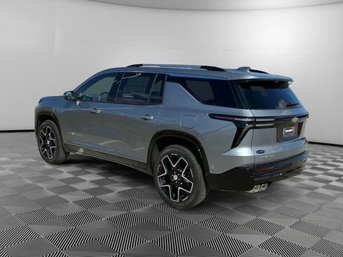 New 2026 Chevrolet Traverse High Country FWD image 5