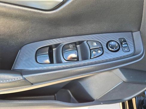 Used 2024 Nissan Sentra SV FWD image 11