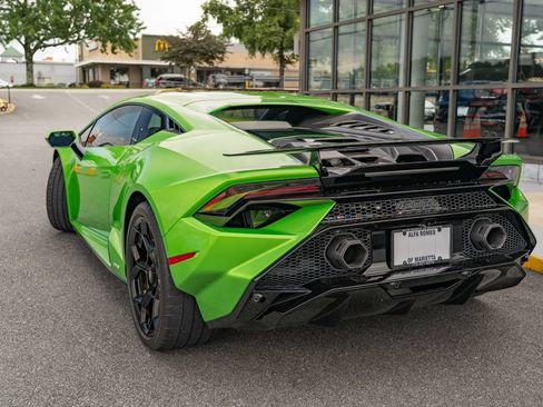 Used 2024 Lamborghini Huracan Tecnica RWD image 5
