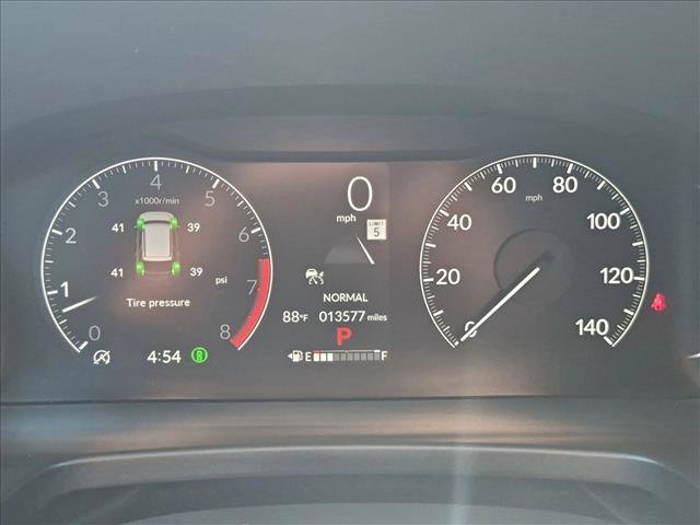 Used 2025 Honda Pilot Sport image 11