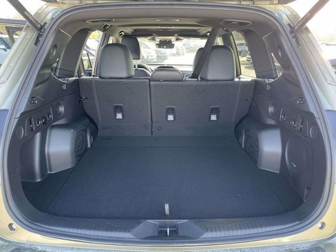 Used 2025 Subaru Forester Touring w/ Popular Package - Touring image 29