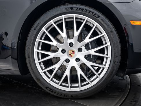 Certified 2026 Porsche Panamera 4 AWD/4WD image 11