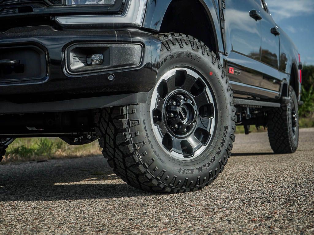 New 2026 Ford F350 Lariat w/ Tremor Off-Road Package AWD/4WD image 5