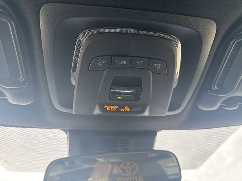 New 2026 Toyota Corolla SE image 19