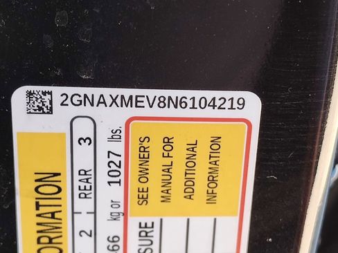 Used 2022 Chevrolet Equinox RS w/ Infotainment Package image 15