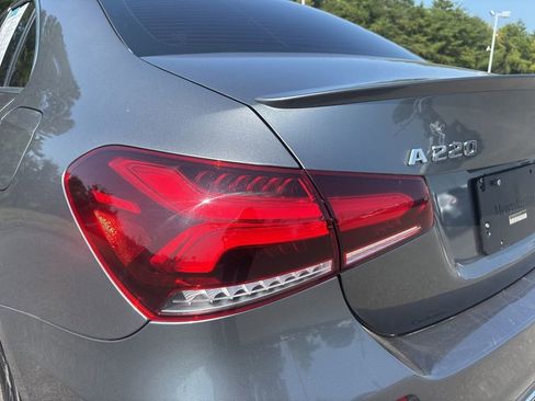 Used 2020 Mercedes-Benz A 220 A 220 image 12