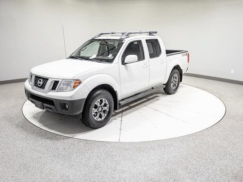 Used 2017 Nissan Frontier PRO-4X w/ Pro-4x Luxury Package AWD/4WD image 35