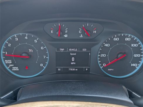 Used 2019 Chevrolet Equinox LS FWD image 27