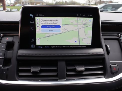 Used 2022 Chevrolet Tahoe Z71 w/ Luxury Package image 24