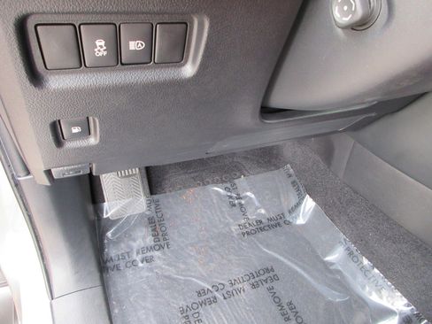 Used 2020 Lexus GX 460 Premium image 32