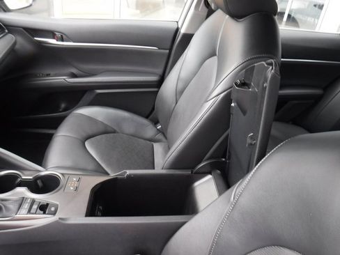 Used 2023 Toyota Camry XSE image 20