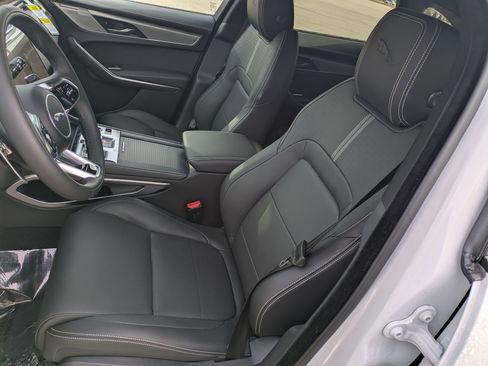 New 2026 Jaguar F-PACE R-Dynamic S image 19