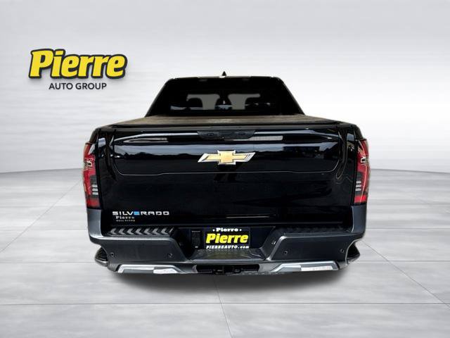 Used 2026 Chevrolet Silverado EV LT AWD/4WD image 3