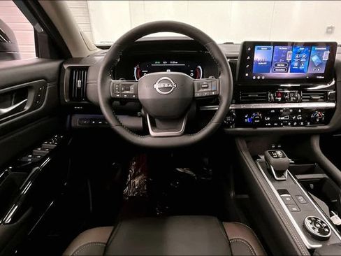 New 2026 Nissan Pathfinder Platinum w/ Cargo Package AWD/4WD image 21