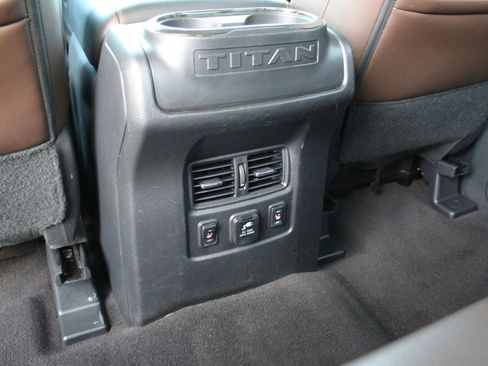 Used 2017 Nissan Titan Platinum Reserve image 22