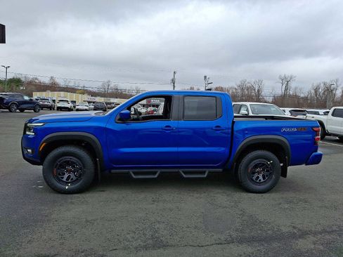 New 2025 Nissan Frontier PRO-4X w/ Pro Convenience Package image 7