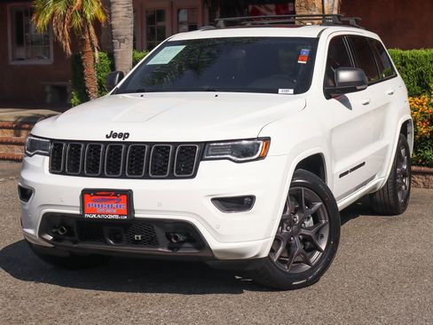 Used 2021 Jeep Grand Cherokee Limited w/ Quick Order Package 28K 80th AWD/4WD image 3