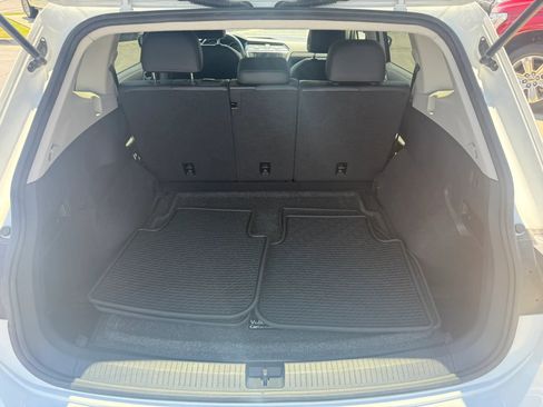 Used 2019 Volkswagen Tiguan SE AWD/4WD image 22