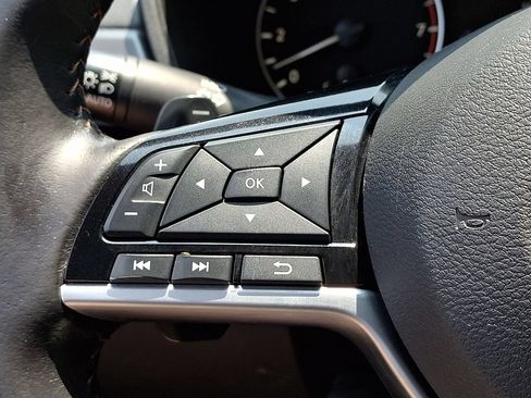 Used 2024 Nissan Altima 2.5 SR FWD image 20