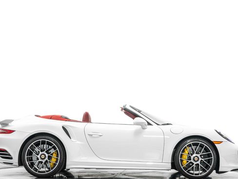 Used 2019 Porsche 911 Turbo S AWD/4WD image 2