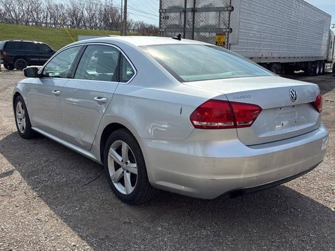 Used 2014 Volkswagen Passat 1.8T Wolfsburg Edition image 7