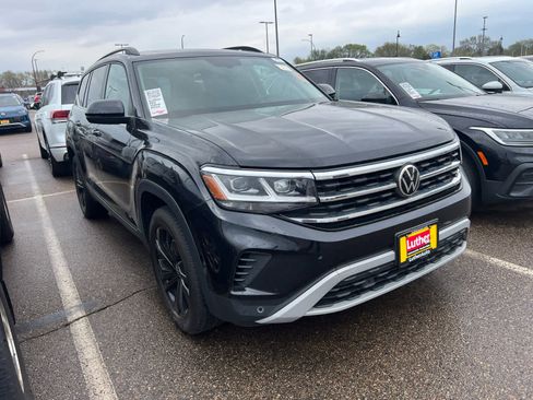 Used 2022 Volkswagen Atlas SE AWD/4WD image 4