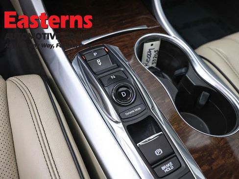 Used 2018 Acura TLX V6 w/ Technology Package FWD image 13