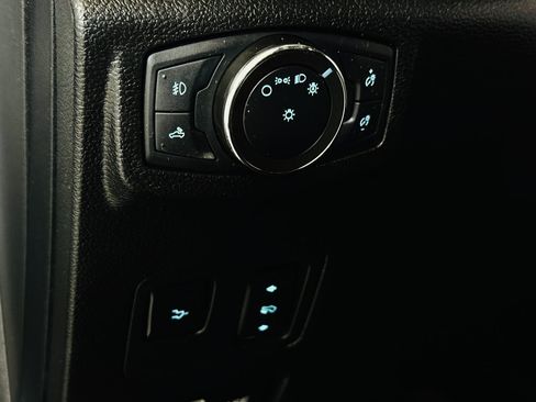 Used 2020 Ford F450 Lariat w/ Lariat Ultimate Package AWD/4WD image 27