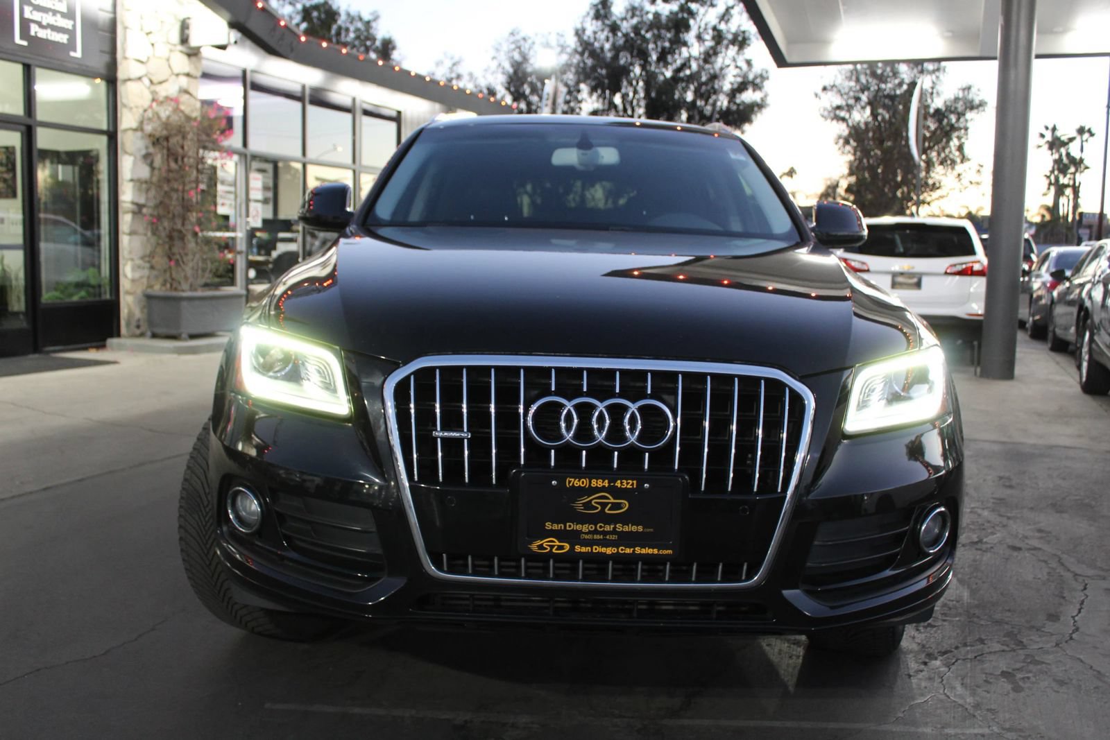Used 2016 Audi Q5 2.0T Premium Plus w/ Technology Package AWD/4WD image 8