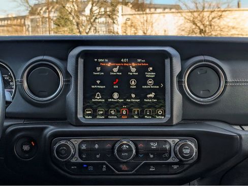 Used 2023 Jeep Wrangler Sahara w/ Cold Weather Group image 21