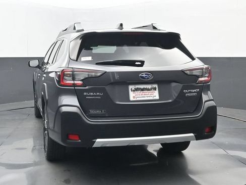 Used 2023 Subaru Outback Touring AWD/4WD image 18