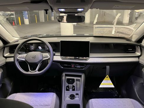New 2026 Volkswagen Tiguan S AWD/4WD image 7