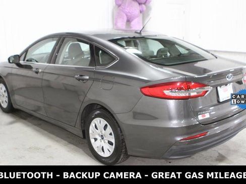 Used 2019 Ford Fusion S image 27