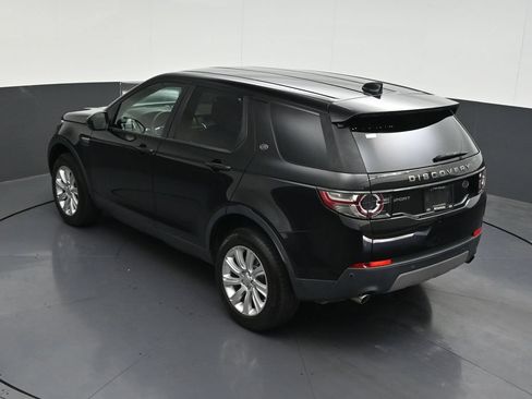 Used 2018 Land Rover Discovery Sport SE AWD/4WD image 16