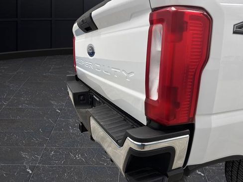 Used 2024 Ford F350 XLT image 30