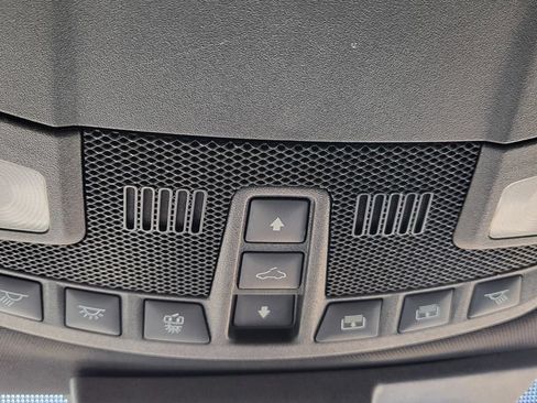 Used 2018 Ford F150 Lariat w/ Equipment Group 502A Luxury AWD/4WD image 38