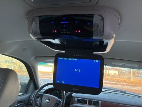 Used 2007 Chevrolet Silverado 1500 LTZ w/ EZ-Lift Tailgate Package image 27