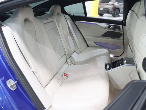 Used 2026 BMW 840i xDrive AWD/4WD image 36