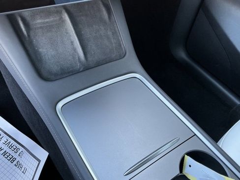 Used 2023 Tesla Model Y Long Range image 21