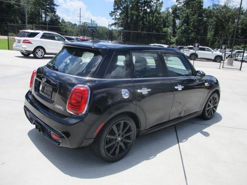Used 2016 MINI Cooper S FWD image 9