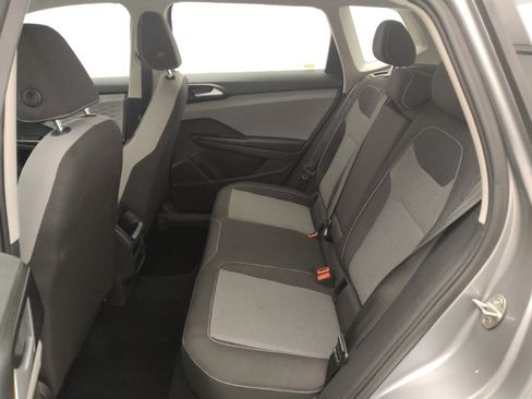 Used 2023 Volkswagen Taos S FWD image 18
