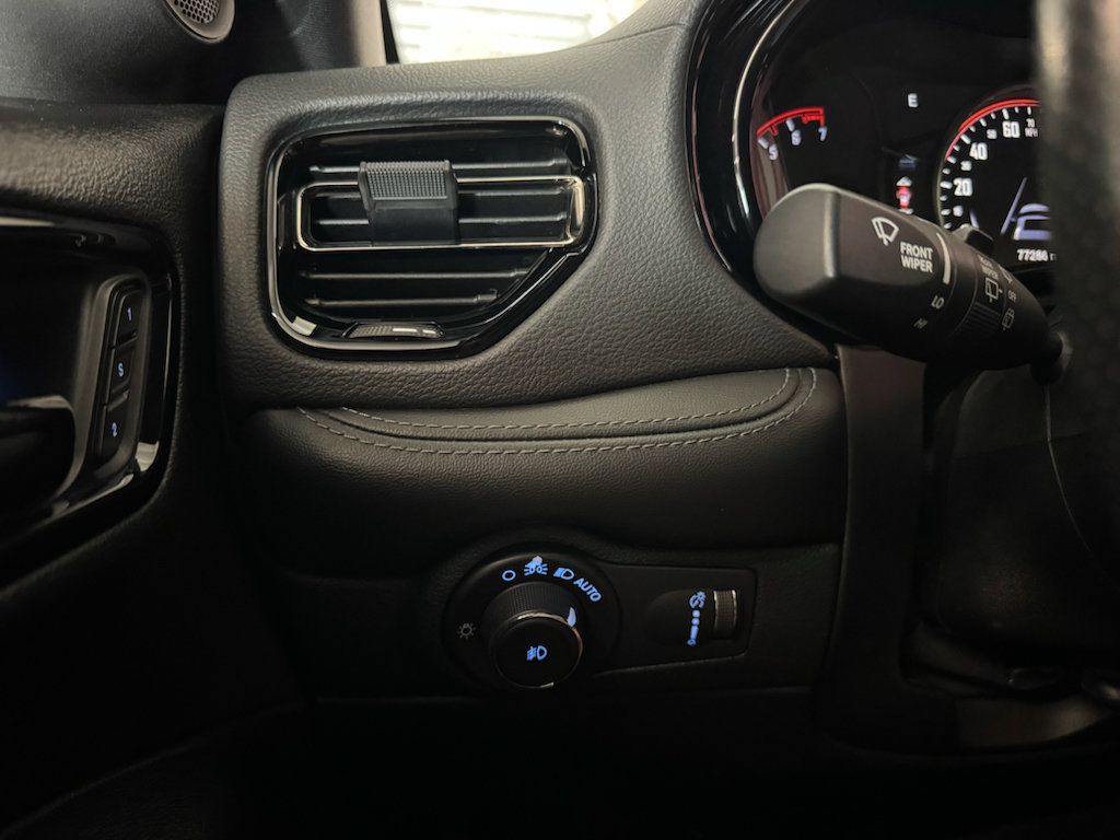 Used 2022 Dodge Durango GT AWD/4WD image 16