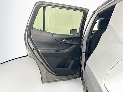 Used 2025 Chevrolet Equinox LT image 26